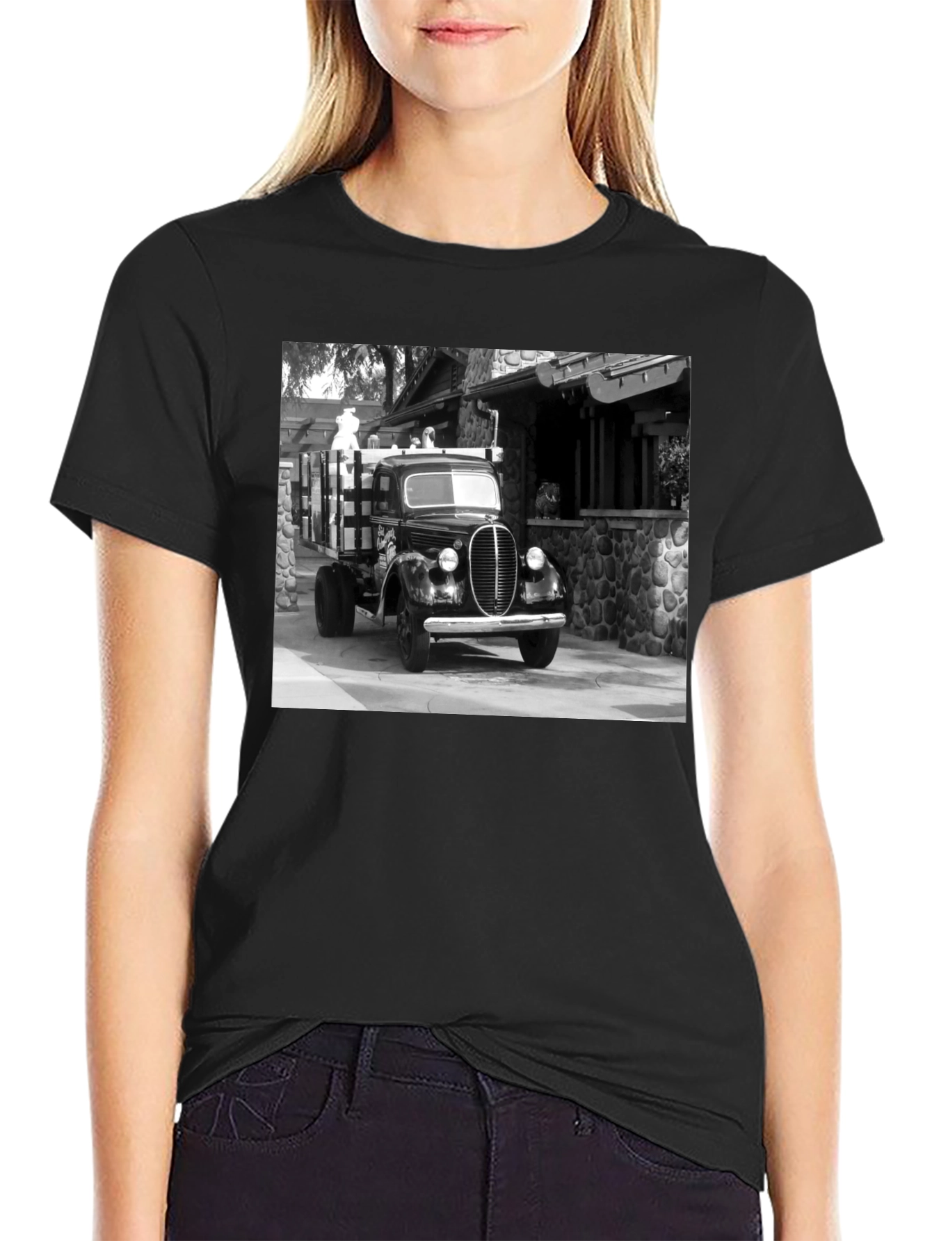 Vintage Truck Graphic Tee - Retro Style