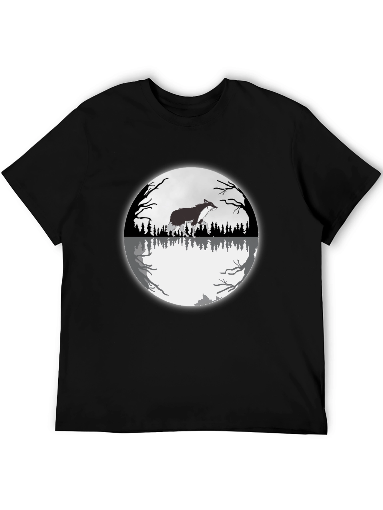 Wolf Moon Reflection Graphic Tee - Black