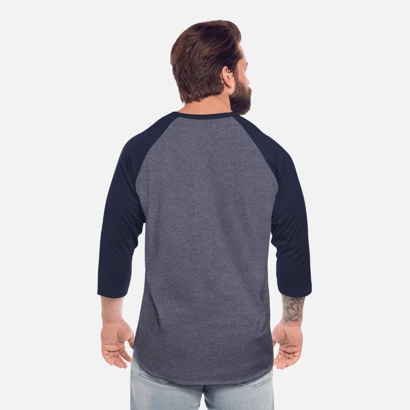 Wolf howling at the moon graphic t-shirt