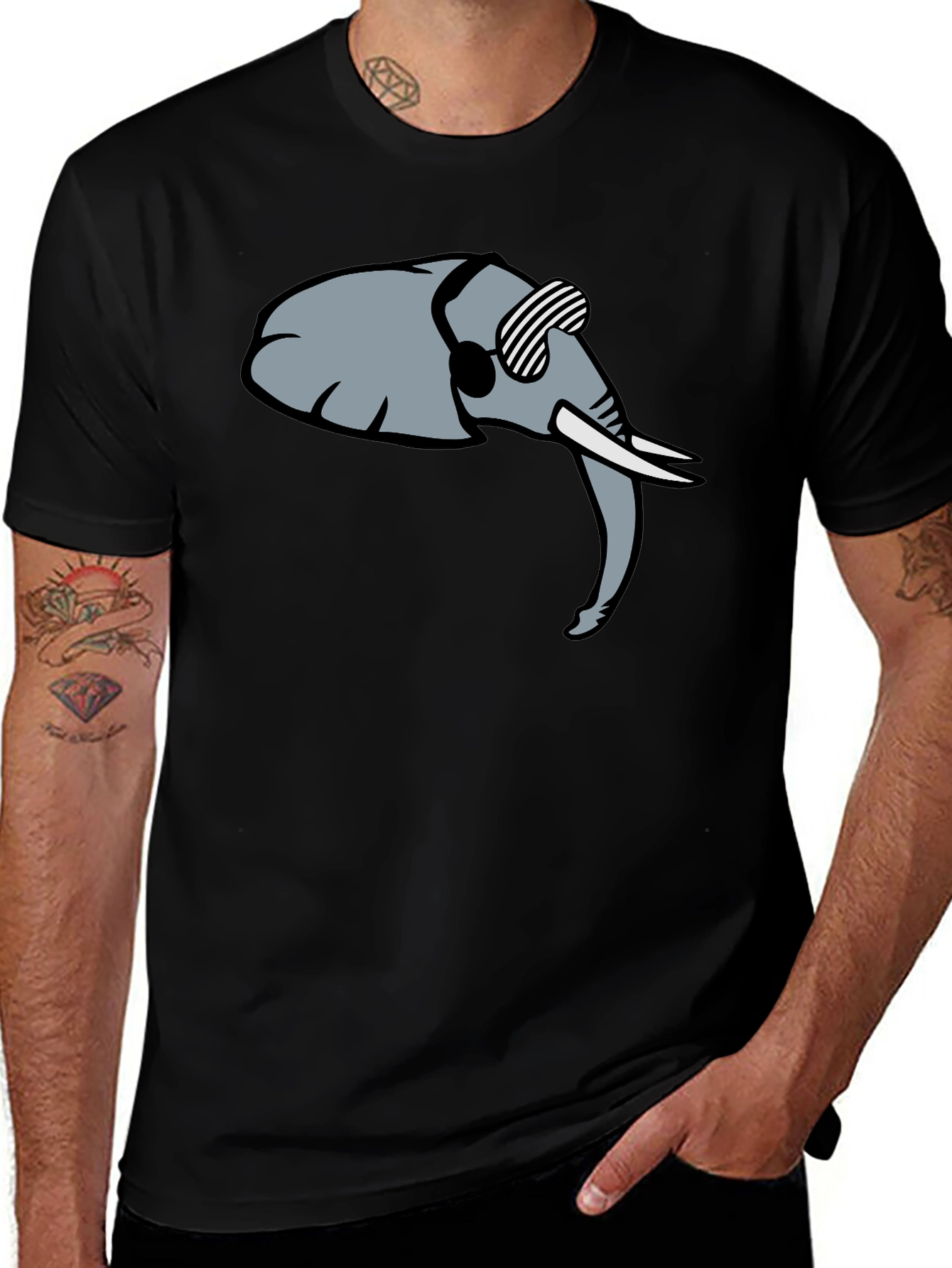 Cool Elephant Graphic Tee - Trendy Black Shirt