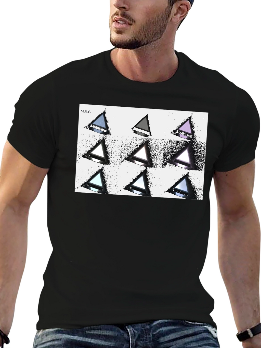 Geometric Triangle Print Black T-Shirt