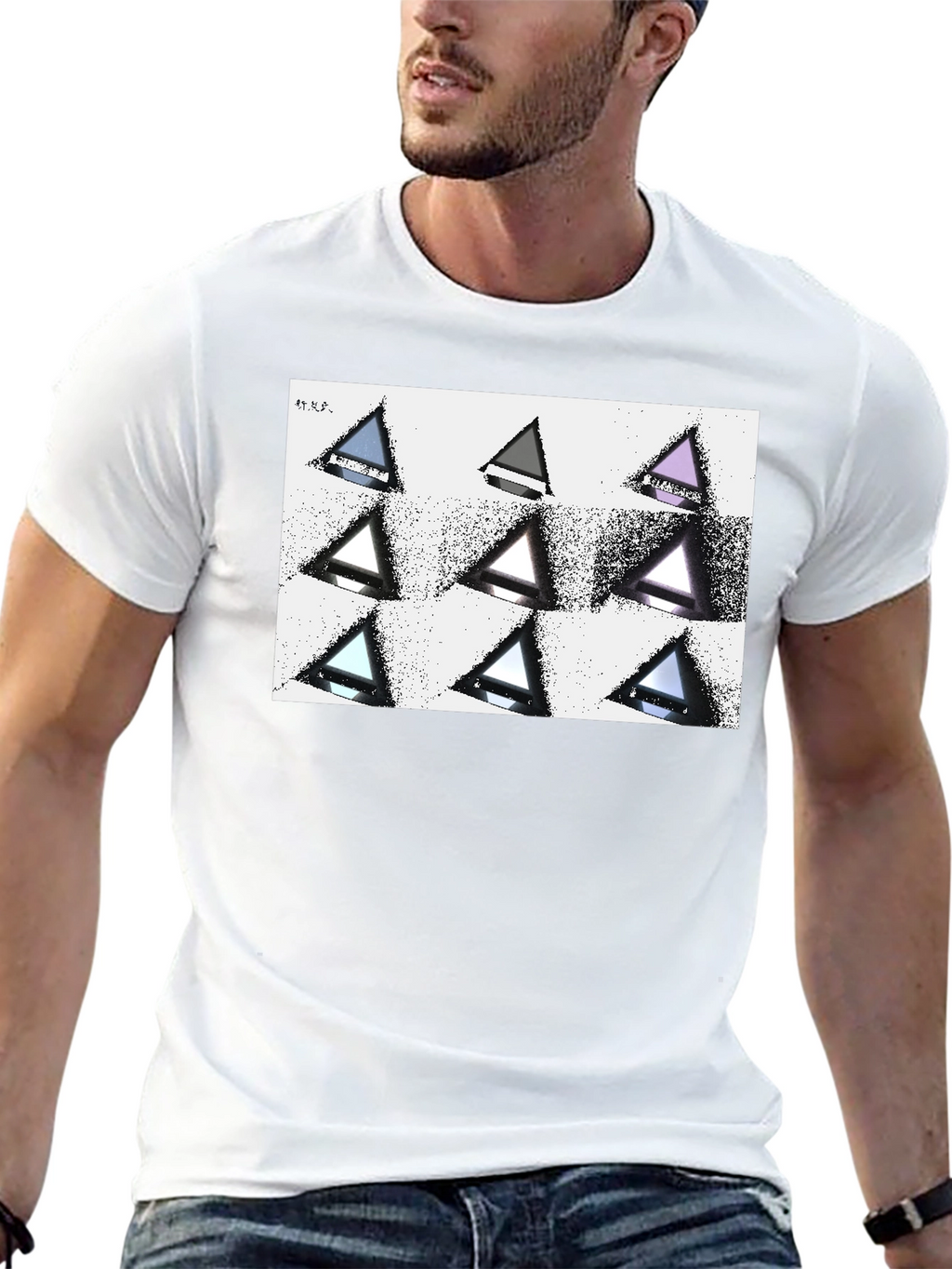 Geometric Triangle Print Black T-Shirt