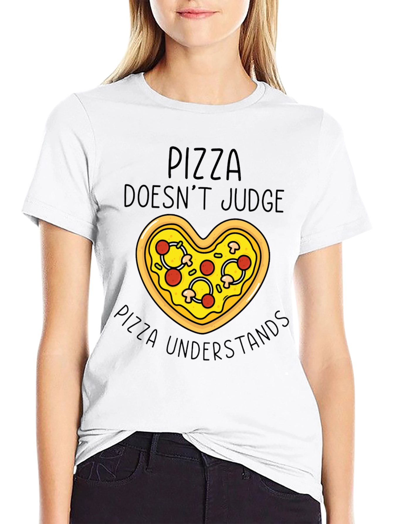 Pizza Lovers Tee: Pizza Doesnt Judge T-Shirt