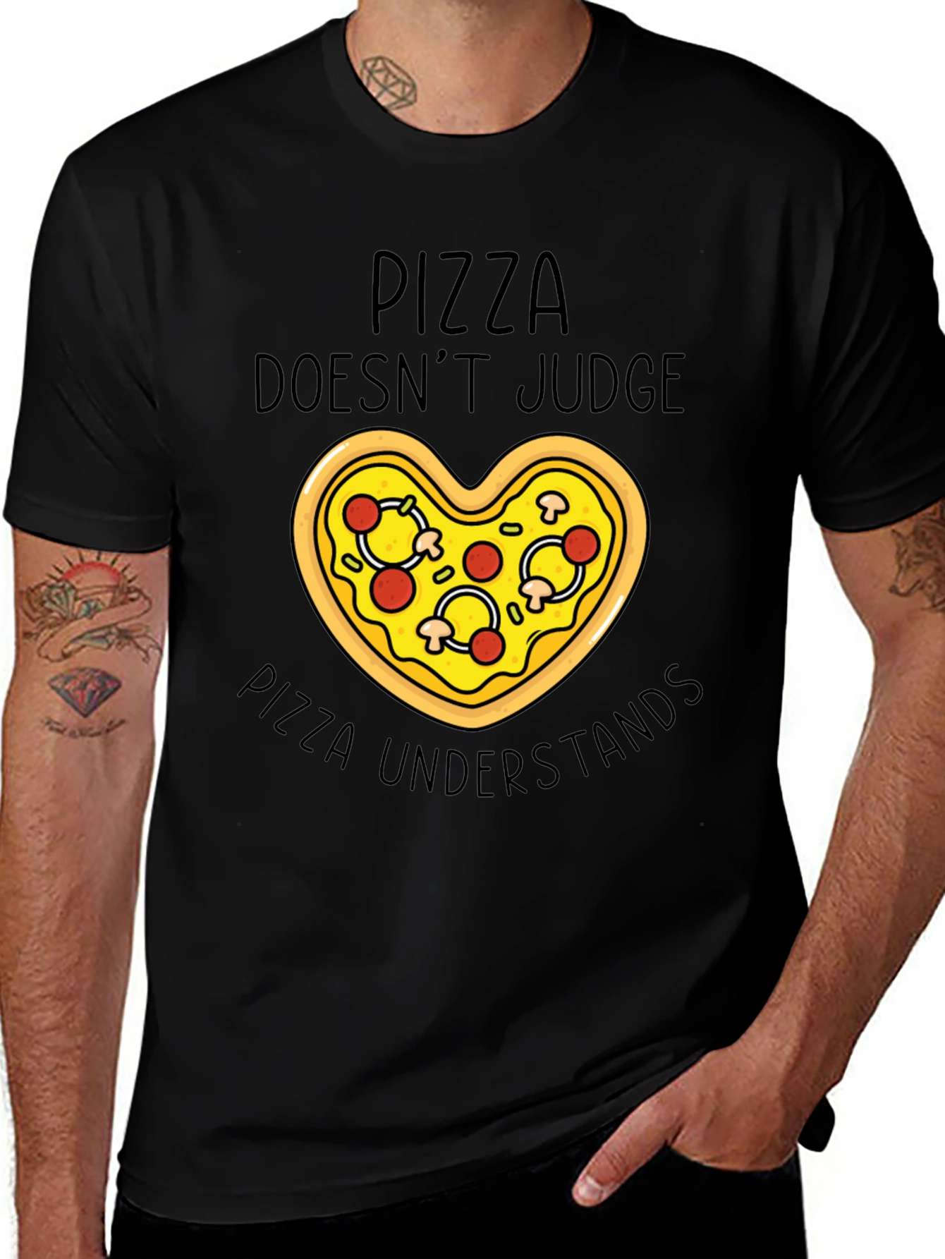 Pizza Lovers Tee: Pizza Doesnt Judge T-Shirt