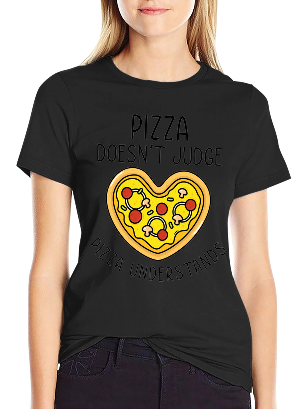 Pizza Lovers Tee: Pizza Doesnt Judge T-Shirt