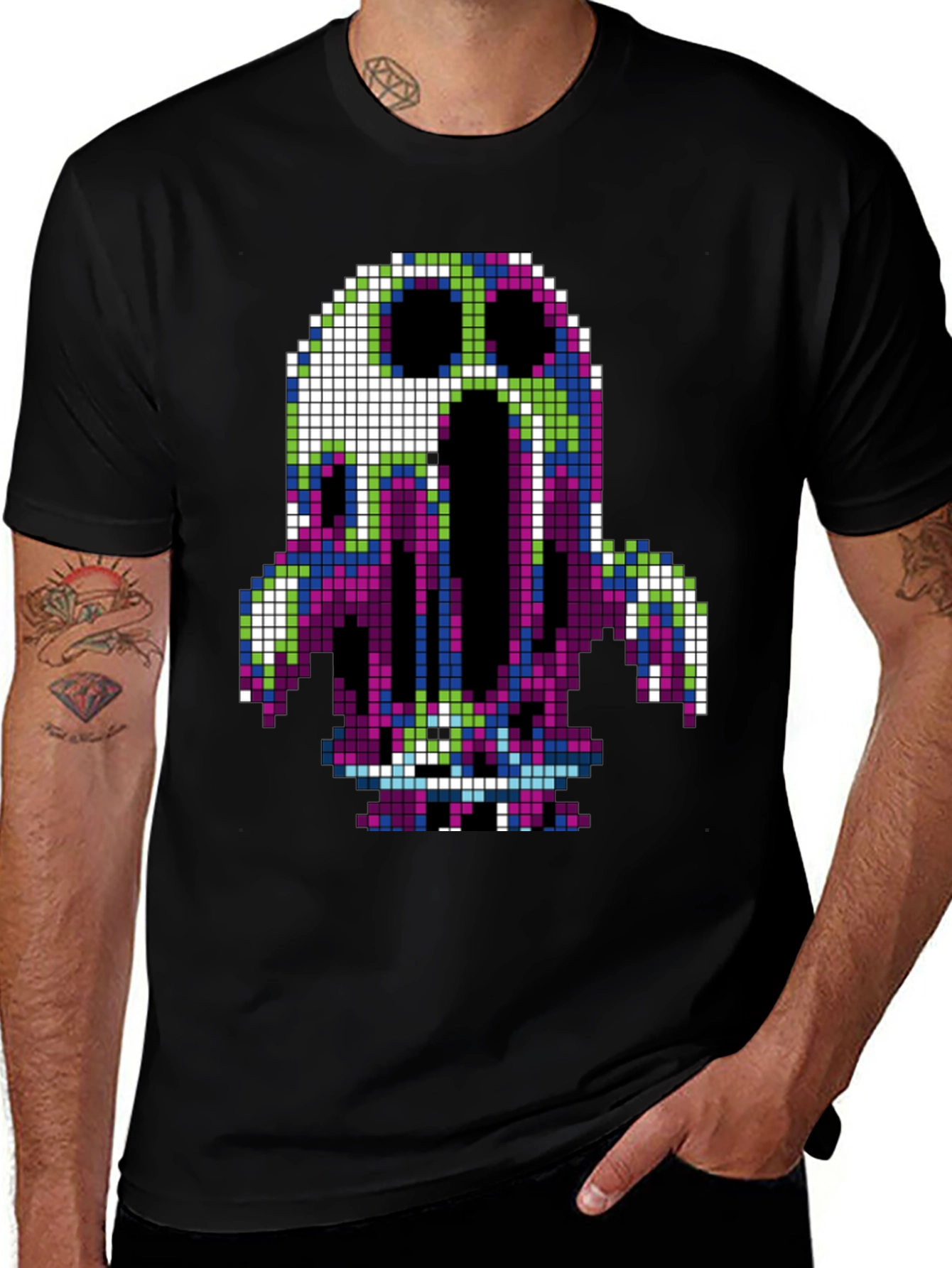 Pixel Art Ghost T-Shirt - Retro Gaming Style