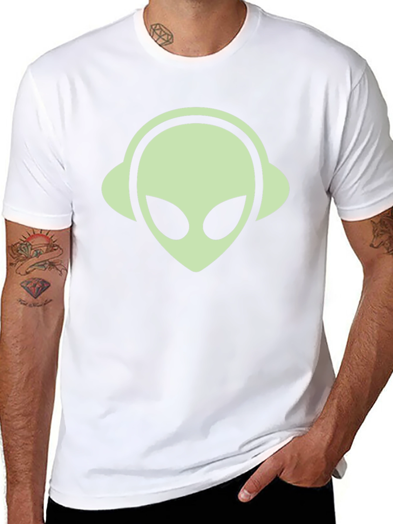 Alien DJ T-Shirt - Black Graphic Tee