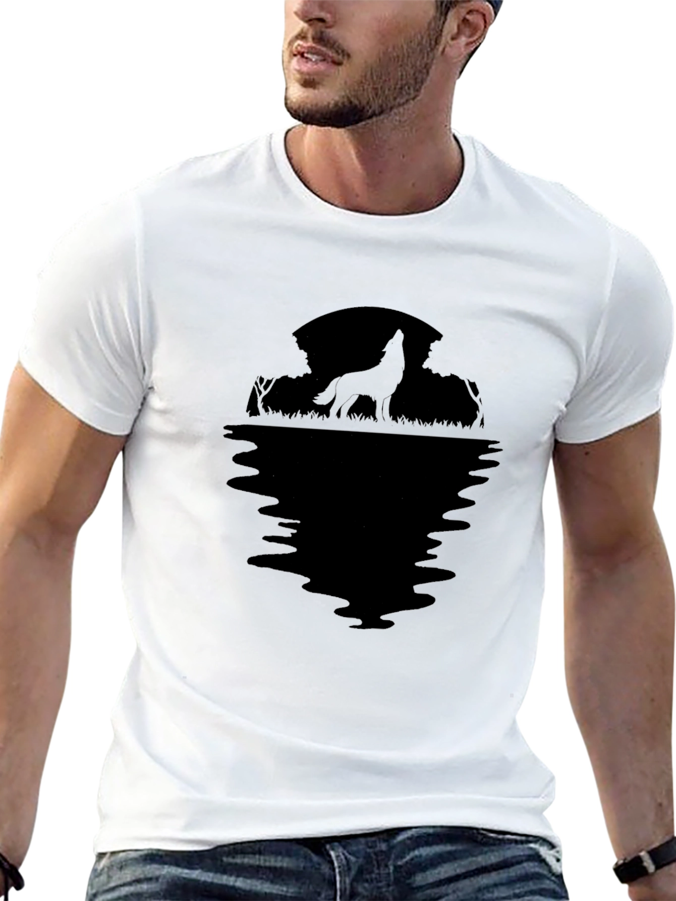 Wolf Howling at Moon Graphic T-Shirt