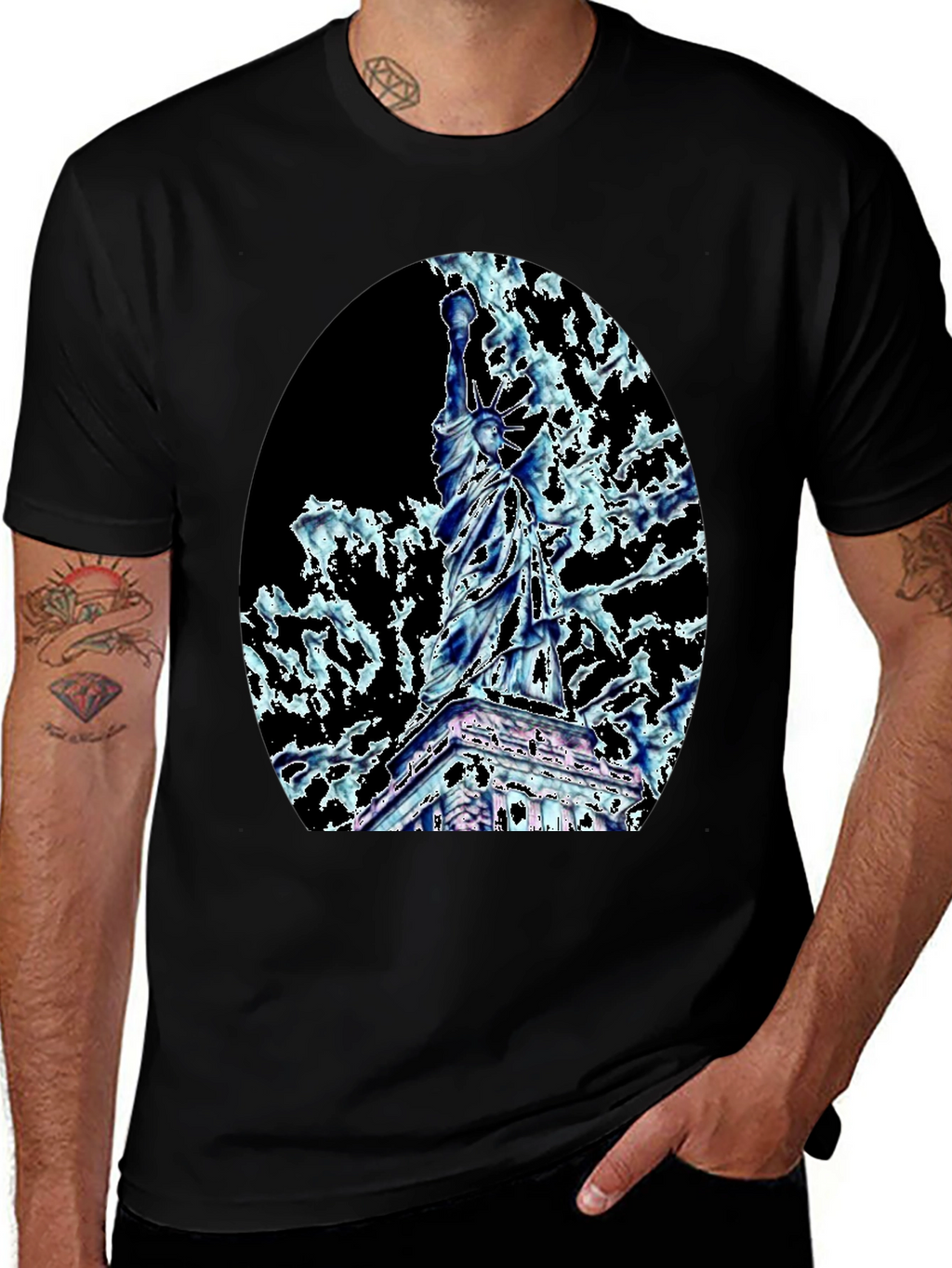 Statue of Liberty Graphic Tee - Black