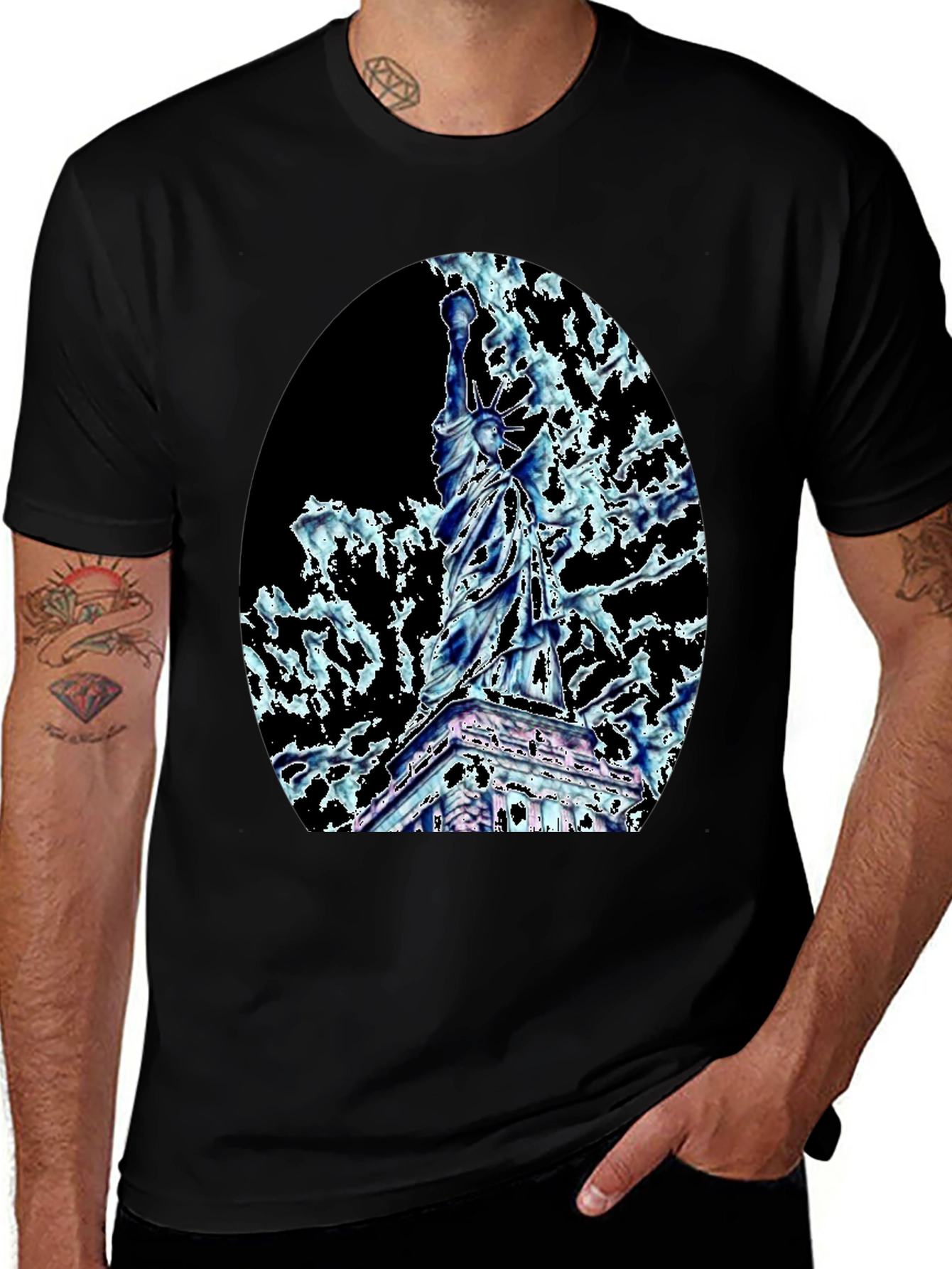 Statue of Liberty Graphic Tee - Black