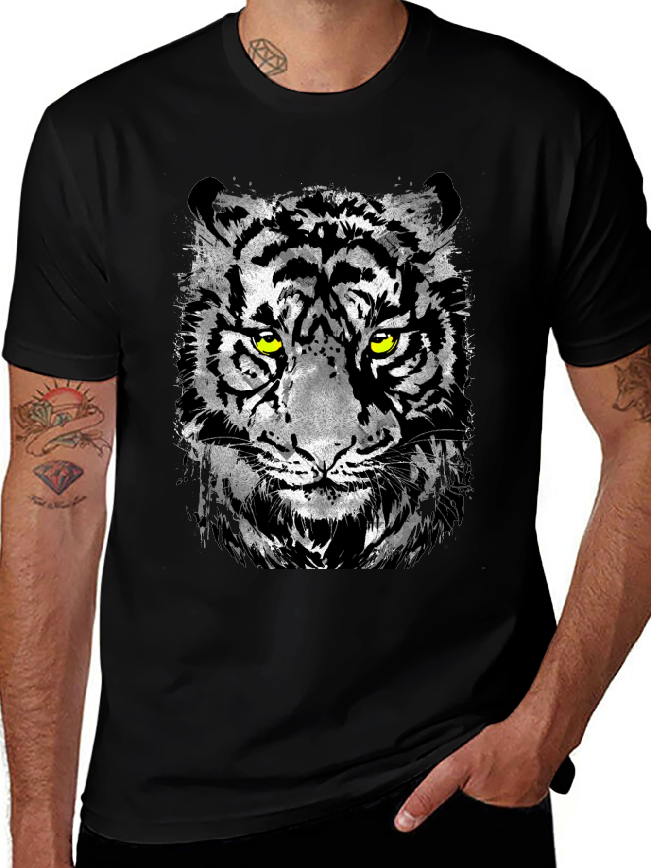 Mens Black T-Shirt with Tiger Graphic