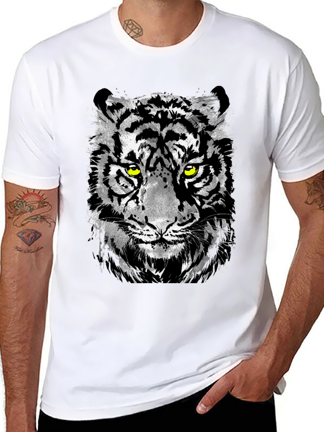 Mens Black T-Shirt with Tiger Graphic