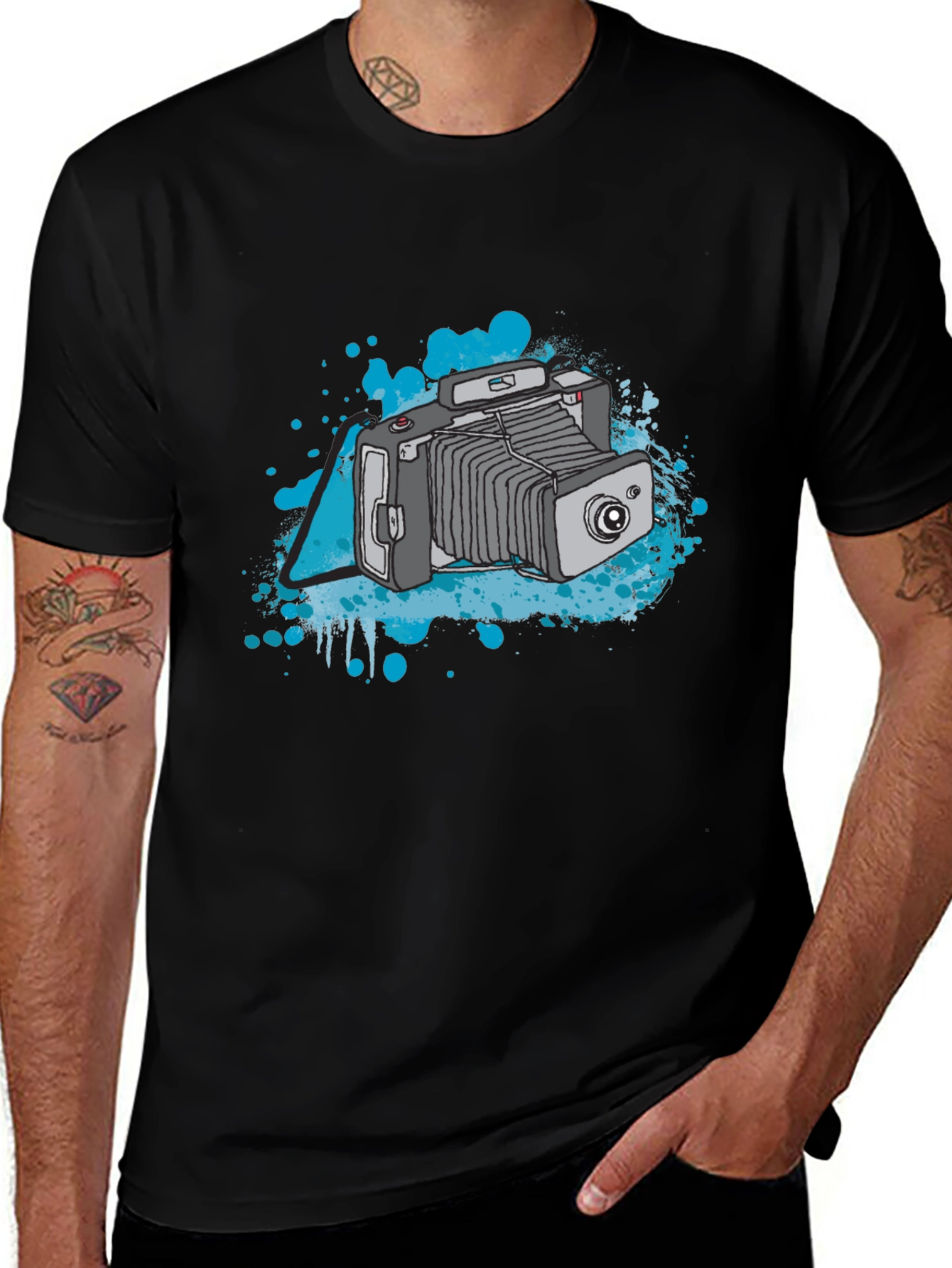 Retro Camera T-Shirt - Black Cotton Tee