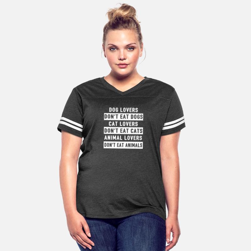 animals lovers don't eat animals .