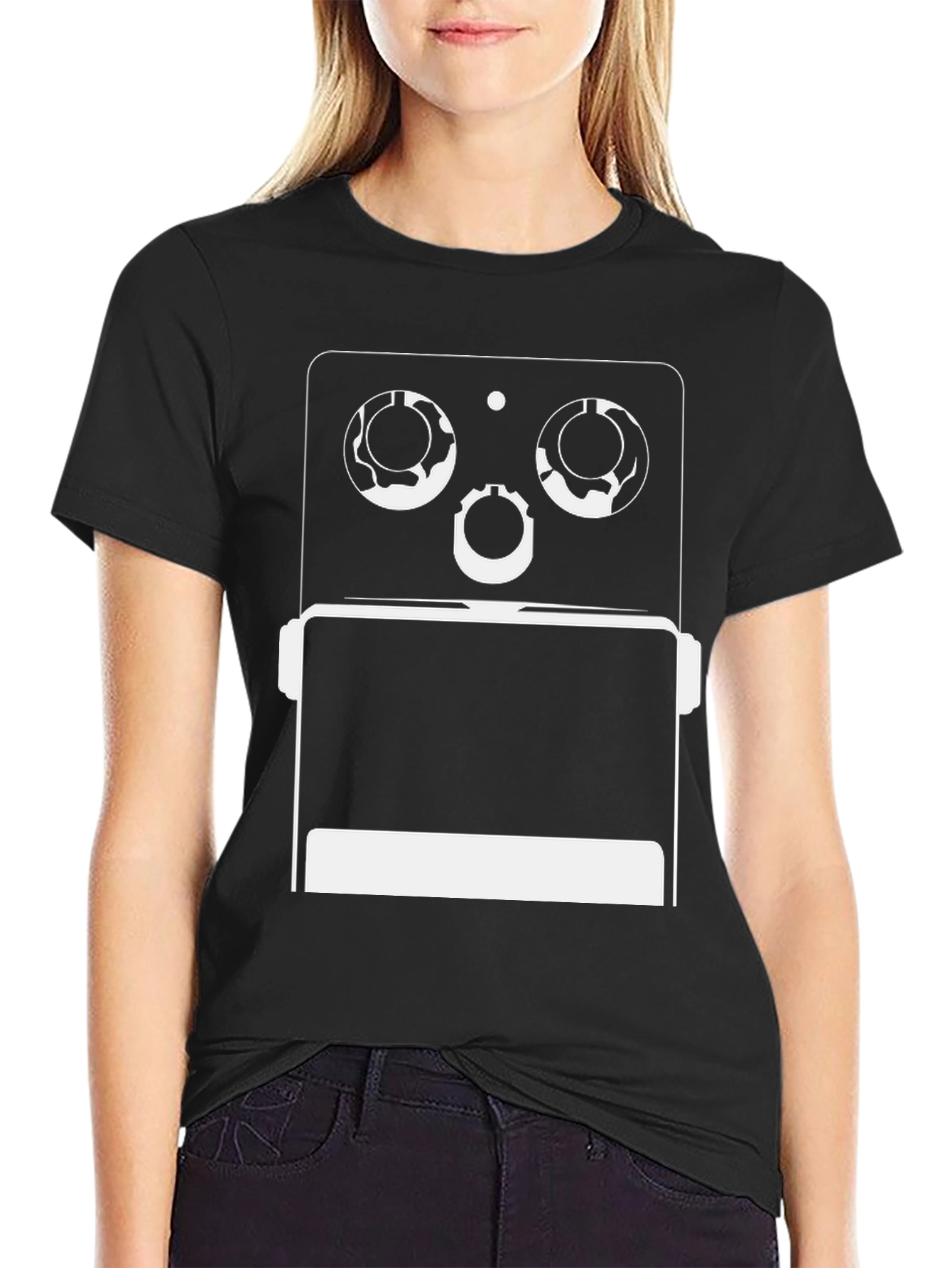 Geometric Robot Graphic Tee - Modern Style
