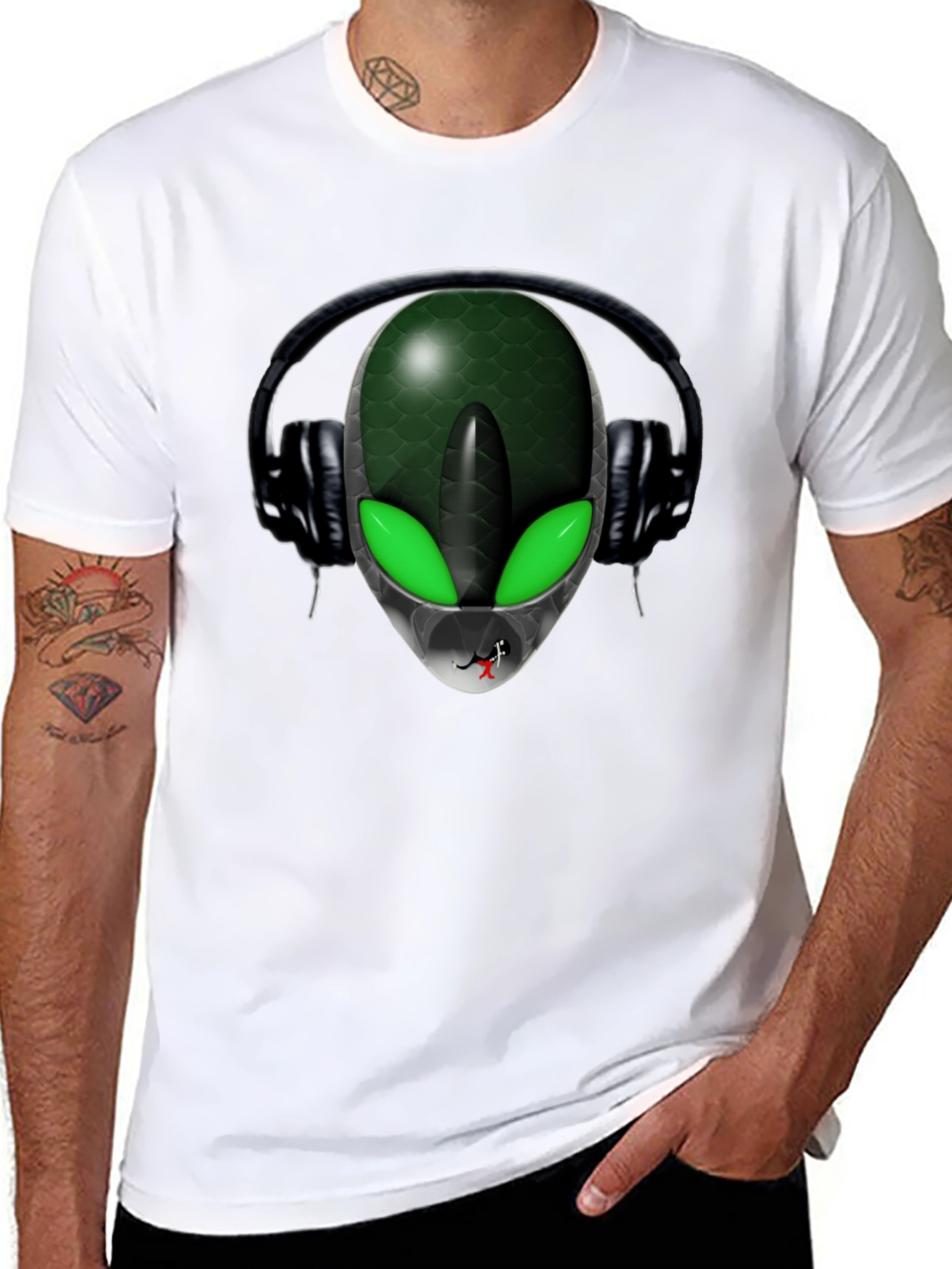 Alien DJ Black T-Shirt - Extraterrestrial Style