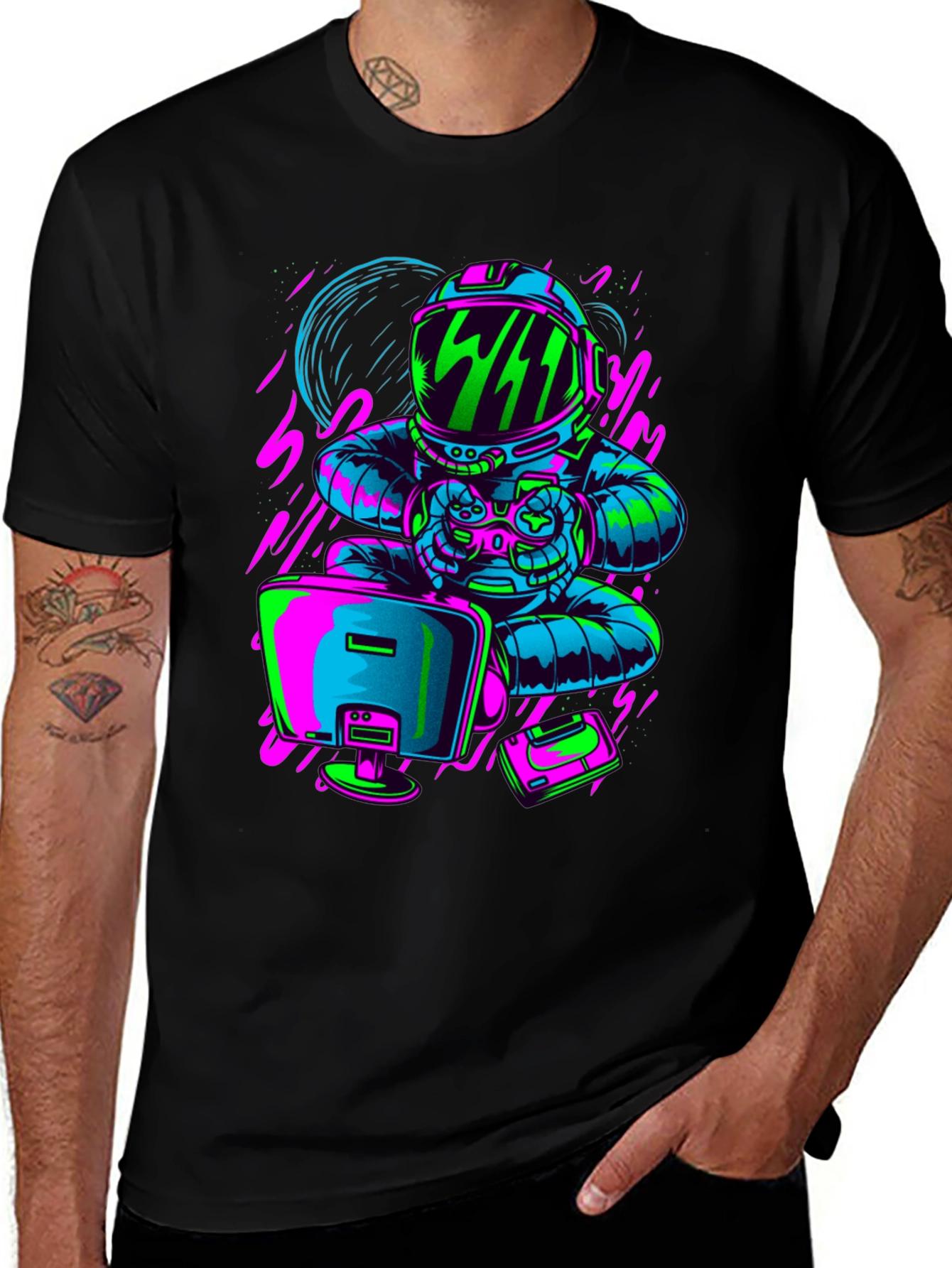Gamer Astronaut Graphic T-Shirt - Black